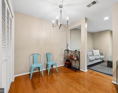 5702 Brewer House Circle - Photo Thumbnail 10