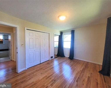 11717 King Tree Street - Photo Thumbnail 12
