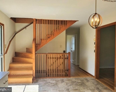 11717 King Tree Street - Photo Thumbnail 10