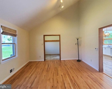 11717 King Tree Street - Photo Thumbnail 7