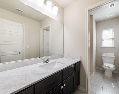 5104 Alonso Dr - Photo Thumbnail 27