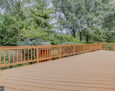 9548 Fox Hollow - Photo Thumbnail 40
