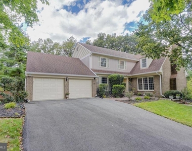 9548 Fox Hollow - Photo Thumbnail 6