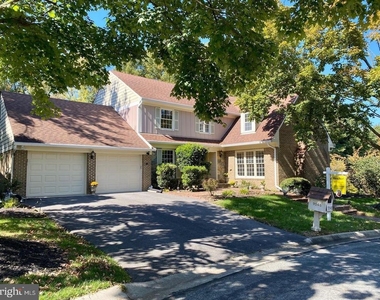 9548 Fox Hollow - Photo Thumbnail 4