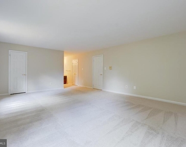 9548 Fox Hollow - Photo Thumbnail 26
