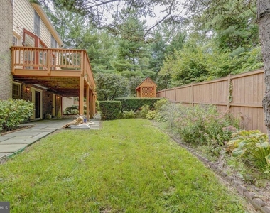 9548 Fox Hollow - Photo Thumbnail 41