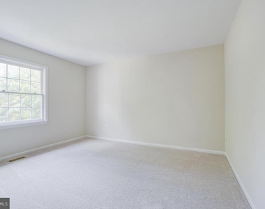 9548 Fox Hollow - Photo Thumbnail 30