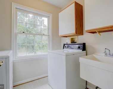 9548 Fox Hollow - Photo Thumbnail 24