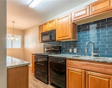 2702 Little Valley Cv - Photo Thumbnail 2