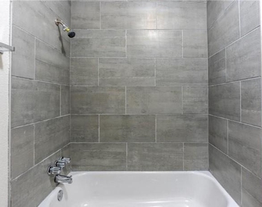 2702 Little Valley Cv - Photo Thumbnail 8