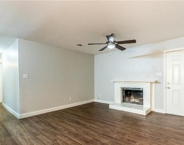 2702 Little Valley Cv - Photo Thumbnail 3