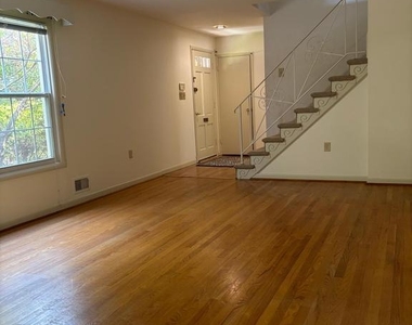 6519 Winnepeg Road - Photo Thumbnail 8