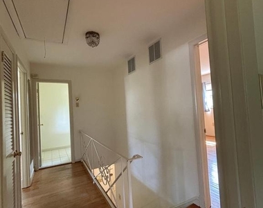 6519 Winnepeg Road - Photo Thumbnail 21