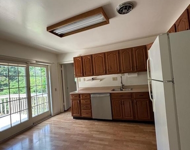 6519 Winnepeg Road - Photo Thumbnail 6