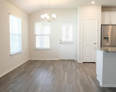 109 Gunther Way - Photo Thumbnail 7