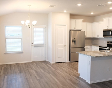 109 Gunther Way - Photo Thumbnail 4