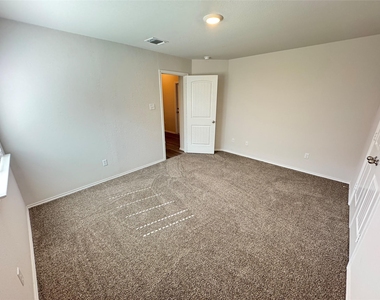 109 Gunther Way - Photo Thumbnail 18