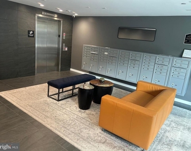 700 Roeder Road - Photo Thumbnail 1