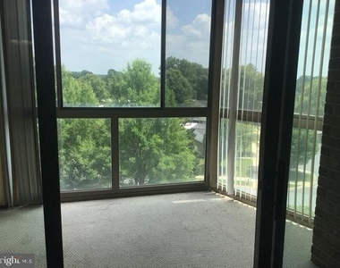 3005 S Leisure World Boulevard - Photo Thumbnail 15