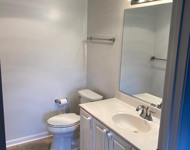 3005 S Leisure World Boulevard - Photo Thumbnail 5