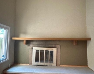 11251 Skilift Court - Photo Thumbnail 3