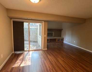 11251 Skilift Court - Photo Thumbnail 5
