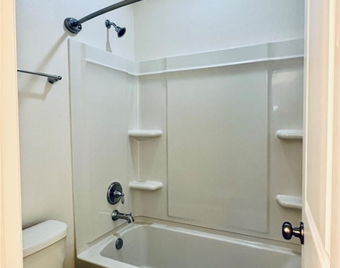 3308 De Torres Cir - Photo Thumbnail 29