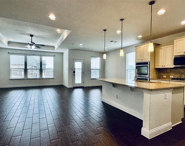 3308 De Torres Cir - Photo Thumbnail 41