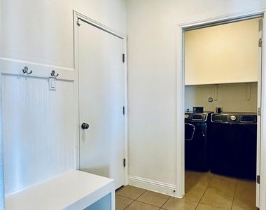 3308 De Torres Cir - Photo Thumbnail 45
