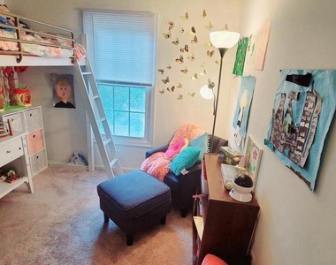 3365 Oak West Drive - Photo Thumbnail 7