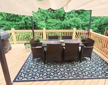 3365 Oak West Drive - Photo Thumbnail 6