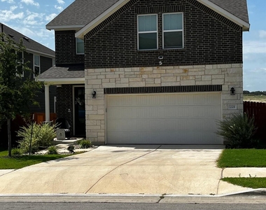 221 Travis Ln - Photo Thumbnail 2