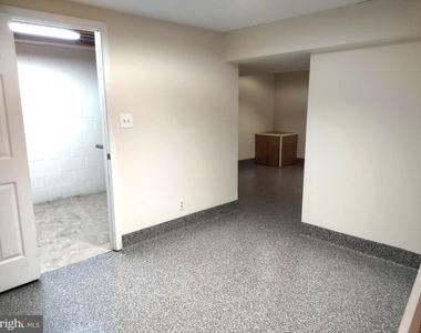 2208 Melrose Lane - Photo Thumbnail 24