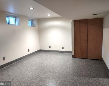 2208 Melrose Lane - Photo Thumbnail 27