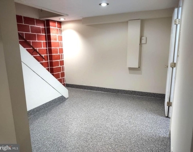 2208 Melrose Lane - Photo Thumbnail 25