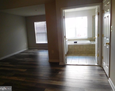 1941 Fieldstone Way - Photo Thumbnail 12