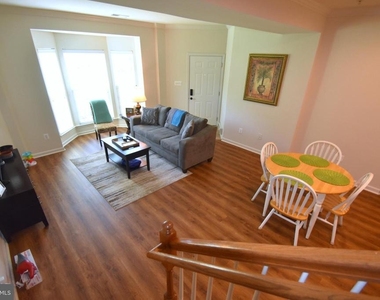 3630 Spring Hollow Lane - Photo Thumbnail 8