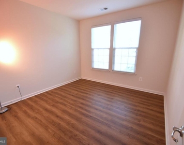 3630 Spring Hollow Lane - Photo Thumbnail 19