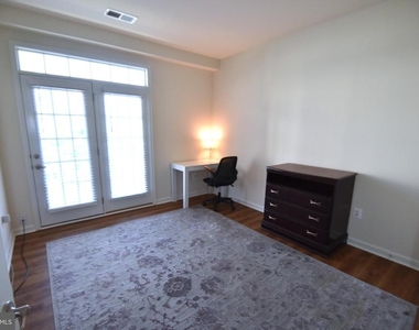 3630 Spring Hollow Lane - Photo Thumbnail 20
