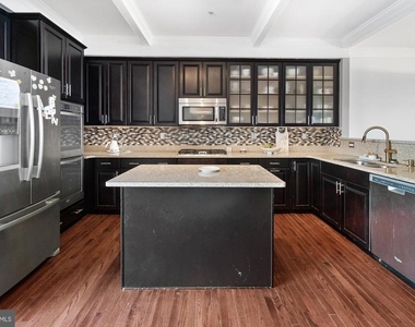 7803 Wormans Mill Road - Photo Thumbnail 9