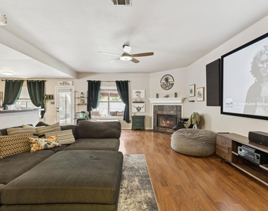 2412 Chestnut Path - Photo Thumbnail 1