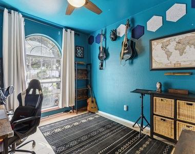 2412 Chestnut Path - Photo Thumbnail 16