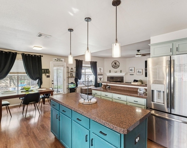 2412 Chestnut Path - Photo Thumbnail 6