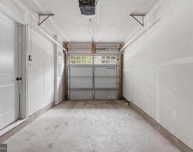 12191 Montreat Place - Photo Thumbnail 33
