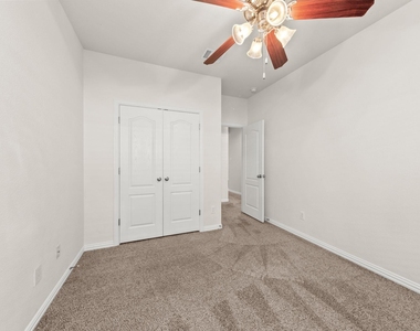 411 Tascate St - Photo Thumbnail 32