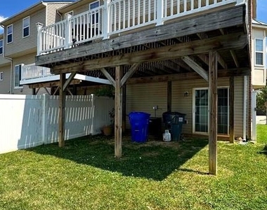 4890 Olympia Place - Photo Thumbnail 2