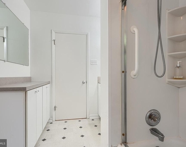 112 Springside Drive - Photo Thumbnail 19
