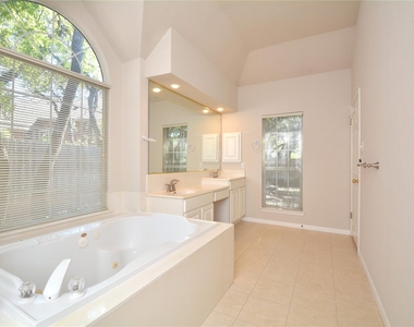 11509 Leon Grande Cv - Photo Thumbnail 4