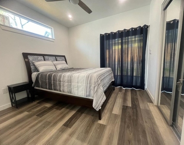 2308 Santa Maria St - Photo Thumbnail 30