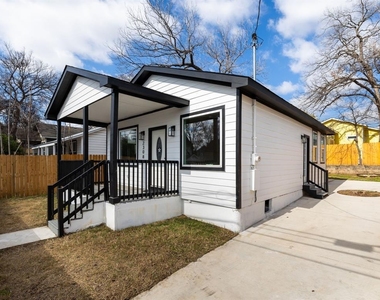 2308 Santa Maria St - Photo Thumbnail 27